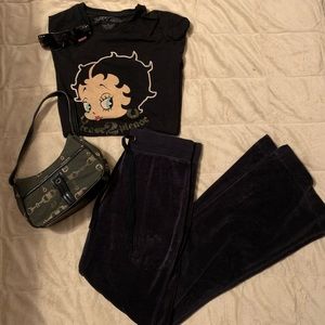 SOLD❌ - BETTY BOOP BUNDLE 👠